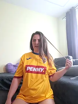 Arya Malone online show from June 15, 7:32 am