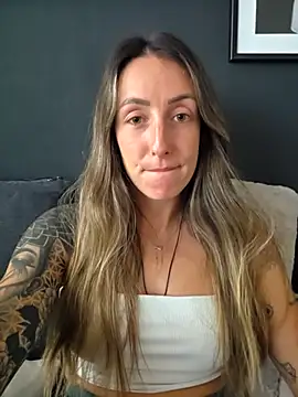 NicoleKaiser online show from April 20, 4:10 pm