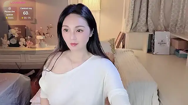 Snapshot of KCYE-CC chatting on May 7, 1:55 am KCYE-CC online show from May 7, 1:55 am