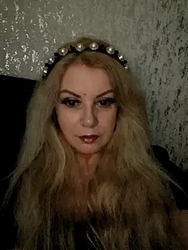 FionaCage online show from March 17, 6:33 pm