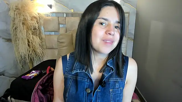 Snapshot of Cata_black chatting on May 26, 2:02 pm Cata black online show from May 26, 2:02 pm