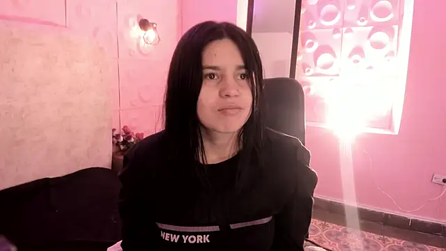 Snapshot of Cata_black chatting on June 3, 2:33 pm Cata black online show from June 3, 2:33 pm