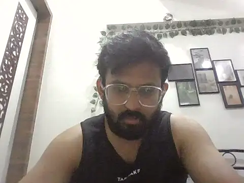 Snapshot of aryaka1303 chatting on April 17, 3:48 pm aryaka1303 online show from April 17, 3:48 pm