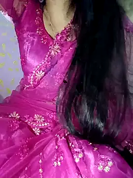 Snapshot of Qween_Seelu chatting on April 5, 7:49 am Qween Seelu online show from April 5, 7:49 am