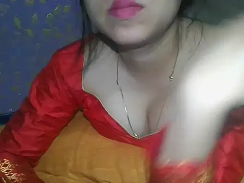 Snapshot of Qween_Seelu chatting on June 24, 1:04 am Qween Seelu online show from June 24, 1:04 am