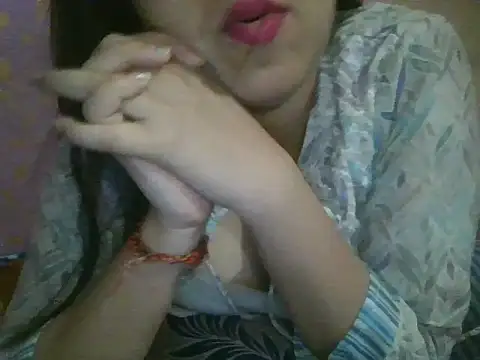 Snapshot of Qween_Seelu chatting on July 24, 2:31 am Qween Seelu online show from July 24, 2:31 am