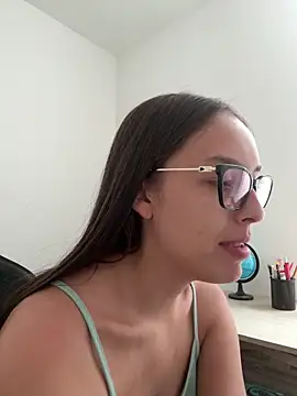 Snapshot of Lauren_Storm chatting on April 29, 6:14 pm Lauren Storm online show from April 29, 6:14 pm