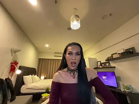 Ur topQeents online show from April 21, 6:55 pm