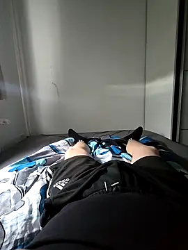 Snapshot of OssiBigCum chatting on May 12, 9:39 am OssiBigCum online show from May 12, 9:39 am