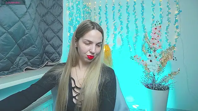 Alexandracandy online show from April 5, 12:46 pm