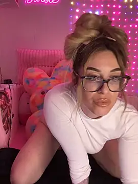 laurenlotus online show from March 29, 2:22 am