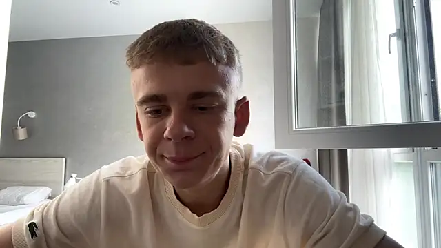Snapshot of SoloFury chatting on July 3, 6:31 am SoloFury online show from July 3, 6:31 am