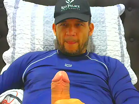 Snapshot of altenori chatting on August 10, 1:42 am altenori online show from August 10, 1:42 am
