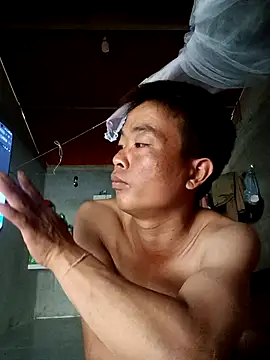 Snapshot of boy-pho- chatting on April 7, 7:31 am boy-pho- online show from April 7, 7:31 am
