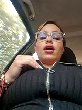 Monita cherry1 online show from March 21, 6:00 pm