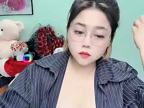 Nhanlu009 online show from April 18, 9:13 am