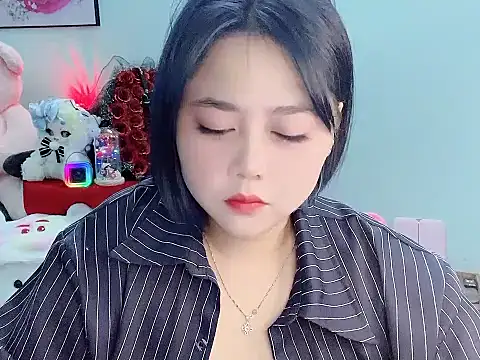 Nhanlu009 online show from April 25, 1:52 pm