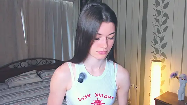 Snapshot of JulissaLipoma chatting on July 22, 7:33 am JulissaLipoma online show from July 22, 7:33 am