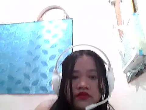 Snapshot of Hirachang chatting on July 9, 2:32 pm Hirachang online show from July 9, 2:32 pm