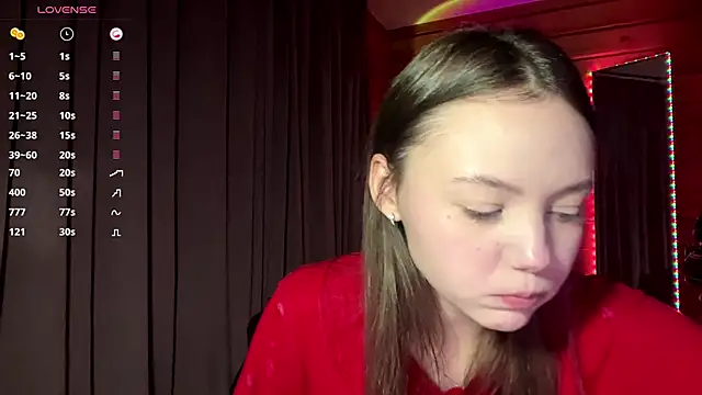 Snapshot of LenLen_Solen chatting on June 17, 4:52 pm LenLen Solen online show from June 17, 4:52 pm
