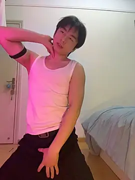 kissbaby-111 online show from May 10, 4:45 pm