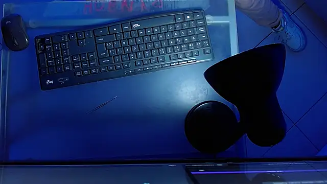 clark kent  online show from March 23, 8:13 pm