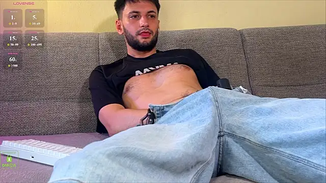 slimvers69 online show from July 24, 8:45 am