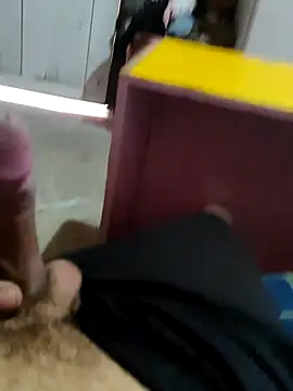 zoi2324 online show from April 1, 4:04 pm