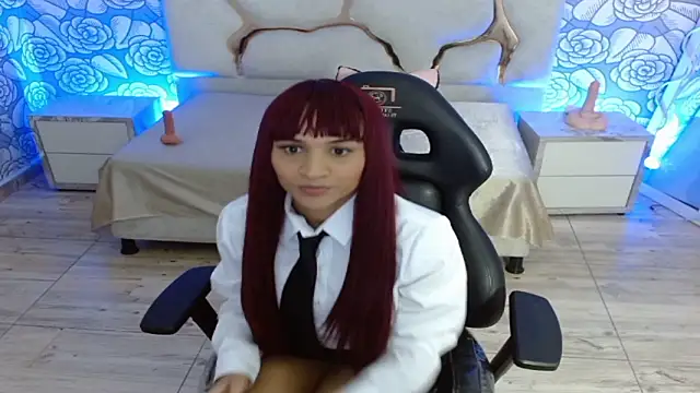 kolyn tay online show from March 28, 7:24 pm