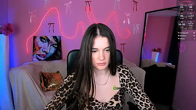 sara musee online show from April 13, 11:43 pm