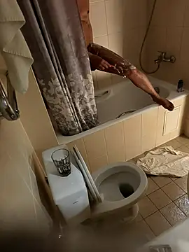 Snapshot of Karenspb chatting on April 10, 2:28 am Karenspb online show from April 10, 2:28 am