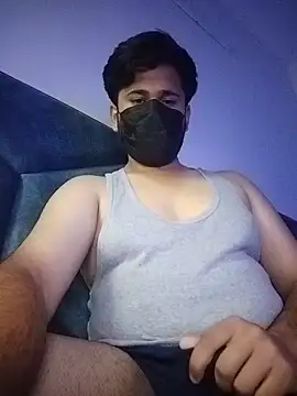 Snapshot of Small_dick_069 chatting on June 1, 6:31 pm Small dick 069 online show from June 1, 6:31 pm