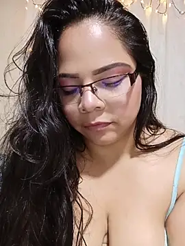 ROUSSE SINCLAIR online show from April 21, 1:42 am