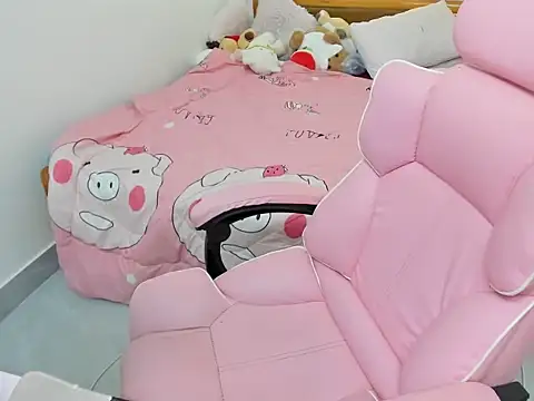 Snapshot of Chi_xinh19 chatting on March 27, 8:26 am Chi xinh19 online show from March 27, 8:26 am