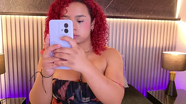 lara curly online show from August 2, 10:35 am