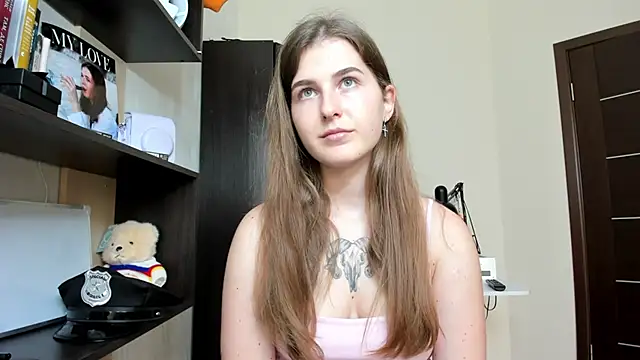 OhMyAlice online show from May 18, 12:11 pm