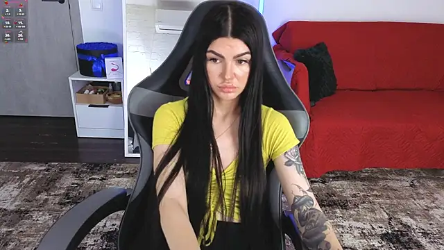 Snapshot of AnacondaOnn chatting on May 25, 9:04 am AnacondaOnn online show from May 25, 9:04 am