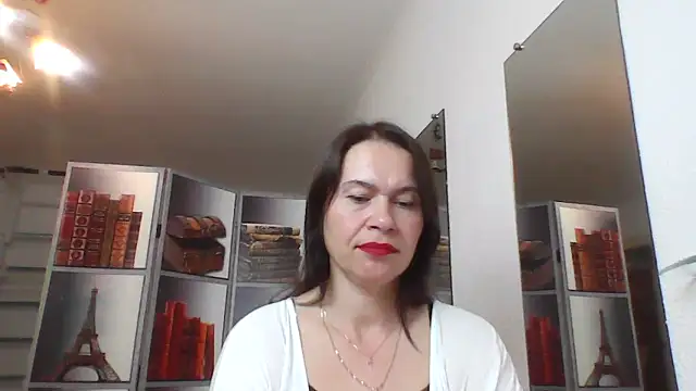 Selena Moo online show from June 8, 7:53 am