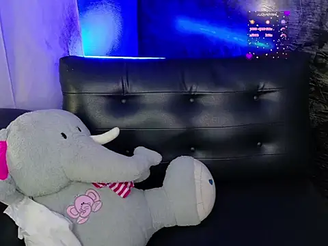 Shadai Ross online show from June 19, 9:24 am