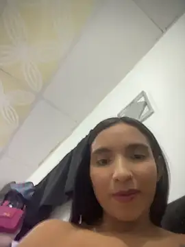 Snapshot of Blowjob-Queen_ chatting on June 23, 5:55 pm Blowjob-Queen online show from June 23, 5:55 pm