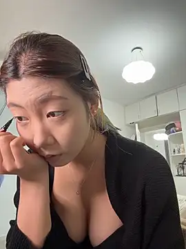 HANHAN886 online show from April 15, 10:33 am