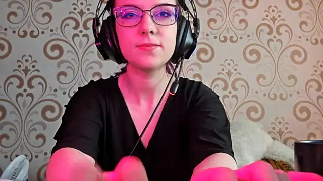 Snapshot of IsaSantella chatting on March 23, 9:46 am IsaSantella online show from March 23, 9:46 am