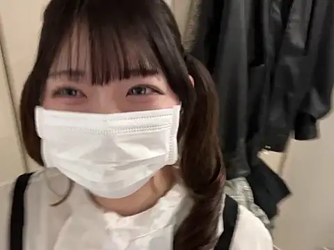 y-u-r-a-33 online show from April 7, 7:42 am