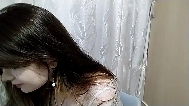 Snapshot of Eva_Ange chatting on March 27, 4:29 pm Eva Ange online show from March 27, 4:29 pm