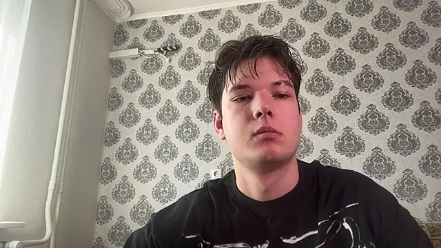 Snapshot of tomasdickpick chatting on July 15, 6:18 am tomasdickpick online show from July 15, 6:18 am