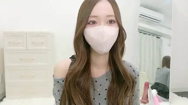 salachan v online show from April 2, 11:30 am