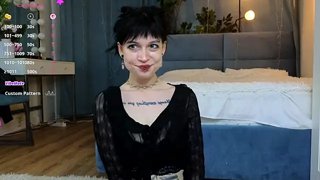 RubieNibbs online show from May 23, 9:08 pm