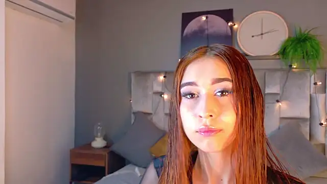 Snapshot of StarrMoon__ chatting on April 22, 2:47 am StarrMoon online show from April 22, 2:47 am