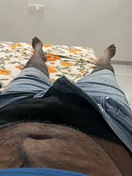 Snapshot of Anandhunan0703 chatting on March 20, 8:25 pm Anandhunan0703 online show from March 20, 8:25 pm