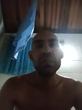 Snapshot of theking0157 chatting on July 19, 12:25 am theking0157 online show from July 19, 12:25 am